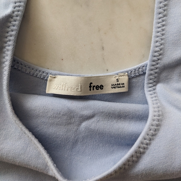 Wilfred Free Crop Tank - Picture 2 of 3